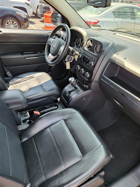 2012 Jeep Compass Limited - Photo 12