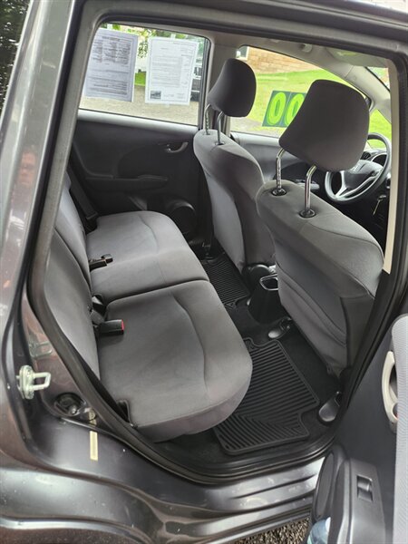 2013 Honda Fit Base - Photo 12