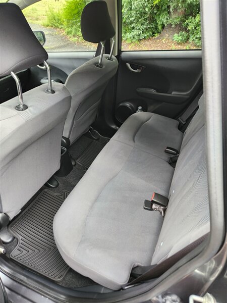 2013 Honda Fit Base - Photo 11