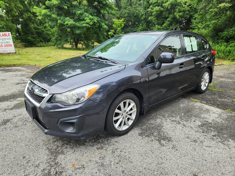 2013 Subaru Impreza 2.0i Premium  