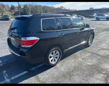 2012 Toyota Highlander - Photo 4 - Newburgh, NY 12550