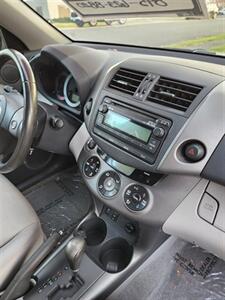 2012 Toyota RAV4 Limited   - Photo 12 - Newburgh, NY 12550