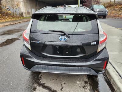 2018 Toyota Prius c Three   - Photo 4 - Newburgh, NY 12550