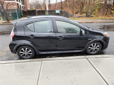 2018 Toyota Prius c Three   - Photo 6 - Newburgh, NY 12550