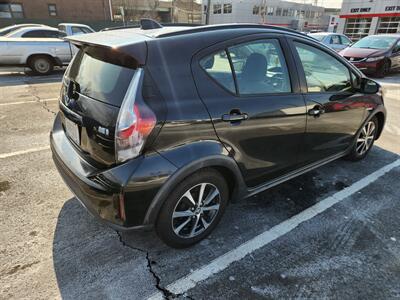 2018 Toyota Prius c Three   - Photo 8 - Newburgh, NY 12550