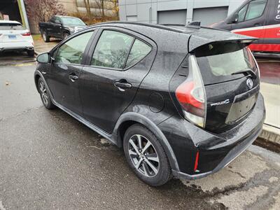 2018 Toyota Prius c Three   - Photo 3 - Newburgh, NY 12550