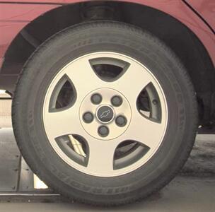 2002 Chevrolet Malibu LS   - Photo 27 - Brooklyn, NY 11218