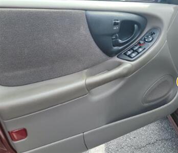 2002 Chevrolet Malibu LS   - Photo 17 - Brooklyn, NY 11218