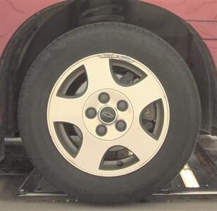 2002 Chevrolet Malibu LS   - Photo 26 - Brooklyn, NY 11218