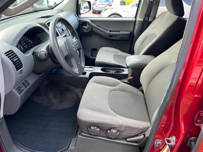 2012 Nissan Xterra X 4WD ONE OWNER NEW TOYOTA TRADE  NEW TIRES AND BRAKES ALL ORIGINAL  L PAINT LIKE NEW - Photo 11 - Brooklyn, NY 11218