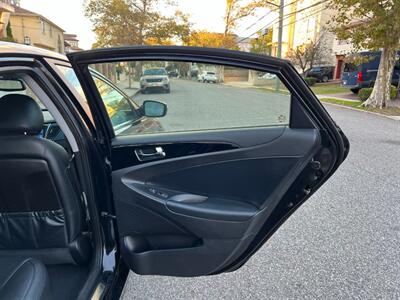 2013 Hyundai SONATA SE 2.0T LTD LEATHER AND MOONROOF  ONE OWNER SENIOR CITZENS VEHICLE SUPER LOW MILES - Photo 27 - Brooklyn, NY 11218
