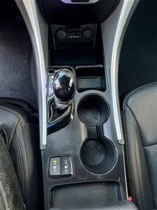 2013 Hyundai SONATA SE 2.0T LTD LEATHER AND MOONROOF  ONE OWNER SENIOR CITZENS VEHICLE SUPER LOW MILES - Photo 17 - Brooklyn, NY 11218