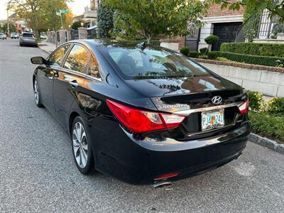 2013 Hyundai SONATA SE 2.0T LTD LEATHER AND MOONROOF  ONE OWNER SENIOR CITZENS VEHICLE SUPER LOW MILES - Photo 2 - Brooklyn, NY 11218