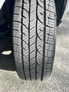 2012 Dodge Journey SXT 7 PASSENGER PA ONE OWNER GARAGE KEPT  NEW TIRES AND BRAKES ALL ORIGINAL   PAINT LIKE NEW - Photo 65 - Brooklyn, NY 11218