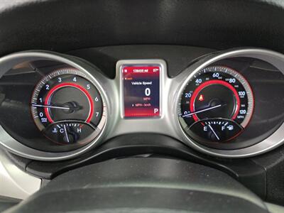 2012 Dodge Journey SXT 7 PASSENGER PA ONE OWNER GARAGE KEPT  NEW TIRES AND BRAKES ALL ORIGINAL   PAINT LIKE NEW - Photo 7 - Brooklyn, NY 11218