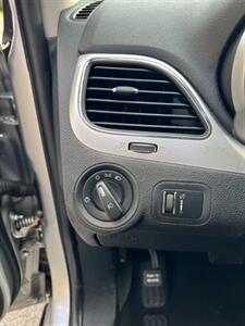 2012 Dodge Journey SXT 7 PASSENGER PA ONE OWNER GARAGE KEPT  NEW TIRES AND BRAKES ALL ORIGINAL   PAINT LIKE NEW - Photo 60 - Brooklyn, NY 11218