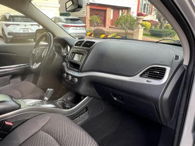 2012 Dodge Journey SXT 7 PASSENGER PA ONE OWNER GARAGE KEPT  NEW TIRES AND BRAKES ALL ORIGINAL   PAINT LIKE NEW - Photo 49 - Brooklyn, NY 11218