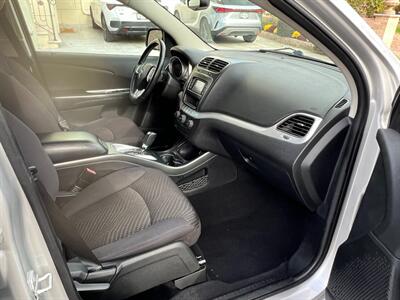 2012 Dodge Journey SXT 7 PASSENGER PA ONE OWNER GARAGE KEPT  NEW TIRES AND BRAKES ALL ORIGINAL   PAINT LIKE NEW - Photo 50 - Brooklyn, NY 11218