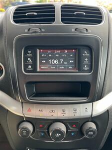 2012 Dodge Journey SXT 7 PASSENGER PA ONE OWNER GARAGE KEPT  NEW TIRES AND BRAKES ALL ORIGINAL   PAINT LIKE NEW - Photo 68 - Brooklyn, NY 11218