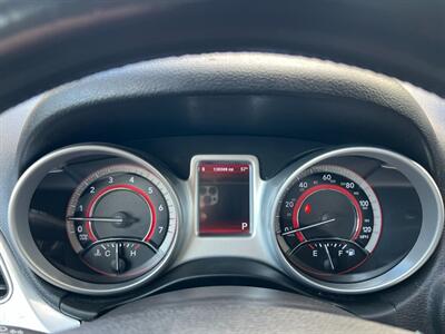 2012 Dodge Journey SXT 7 PASSENGER PA ONE OWNER GARAGE KEPT  NEW TIRES AND BRAKES ALL ORIGINAL   PAINT LIKE NEW - Photo 43 - Brooklyn, NY 11218