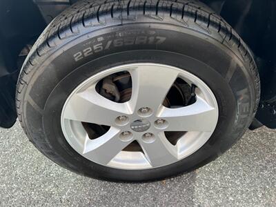 2012 Dodge Journey SXT 7 PASSENGER PA ONE OWNER GARAGE KEPT  NEW TIRES AND BRAKES ALL ORIGINAL   PAINT LIKE NEW - Photo 79 - Brooklyn, NY 11218