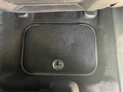 2012 Dodge Journey SXT 7 PASSENGER PA ONE OWNER GARAGE KEPT  NEW TIRES AND BRAKES ALL ORIGINAL   PAINT LIKE NEW - Photo 91 - Brooklyn, NY 11218