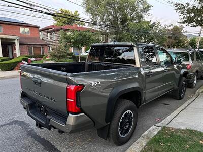 2024 Toyota Tacoma $8,800 PREM PKG!  4WD DOUBLE CAB TRD OFF ROAD PREM  FACTORY WARRANTIES STILL ON VEHICLE - Photo 4 - Brooklyn, NY 11218