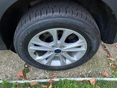 2018 Ford Escape SE 4WD  NEW JERSEY ONE OWNER  FULLY SERVICED NEW TIRES AND BRAKES - Photo 8 - Brooklyn, NY 11218