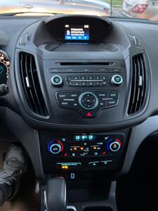 2018 Ford Escape SE 4WD  NEW JERSEY ONE OWNER  FULLY SERVICED NEW TIRES AND BRAKES - Photo 22 - Brooklyn, NY 11218