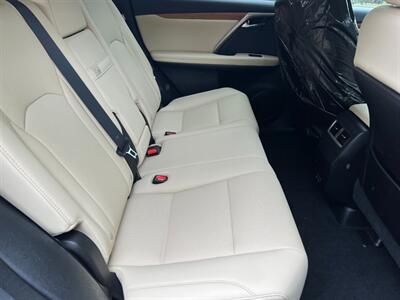 2022 Lexus RX 350 AWD PREMIUM ONE OWNER NEW LEXUS TRADE  ONLY 17232 MILES CARFAX CERTFIED LIKE NEW - Photo 22 - Brooklyn, NY 11218