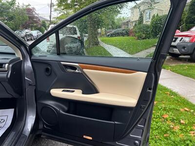 2022 Lexus RX 350 AWD PREMIUM ONE OWNER NEW LEXUS TRADE  ONLY 17232 MILES CARFAX CERTFIED LIKE NEW - Photo 13 - Brooklyn, NY 11218