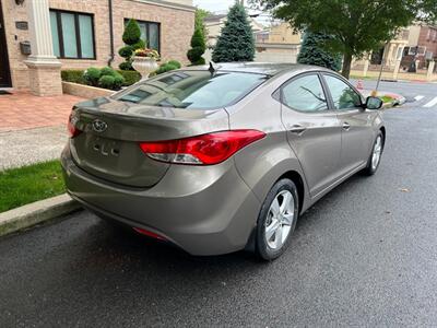 2013 Hyundai ELANTRA GLS SENIOR CITIZEN OWNED FULLY SERVICED  NEW TIRES AND BRAKES - Photo 4 - Brooklyn, NY 11218