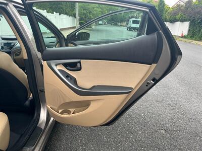 2013 Hyundai ELANTRA GLS SENIOR CITIZEN OWNED FULLY SERVICED  NEW TIRES AND BRAKES - Photo 28 - Brooklyn, NY 11218