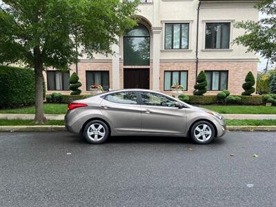 2013 Hyundai ELANTRA GLS SENIOR CITIZEN OWNED FULLY SERVICED  NEW TIRES AND BRAKES - Photo 10 - Brooklyn, NY 11218