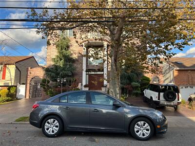 2013 Chevrolet Cruze LS Auto   - Photo 8 - Brooklyn, NY 11218