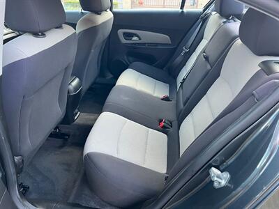 2013 Chevrolet Cruze LS Auto   - Photo 14 - Brooklyn, NY 11218