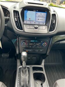 2018 Ford Escape SE 4WD 19 " FACTORY BLACK WHEELS NAVIGATION  PA ONE OWNER NEW  CONTINENTAL TIRES AND BRAKES FULLY SERVICED - Photo 20 - Brooklyn, NY 11218