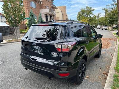 2018 Ford Escape SE 4WD 19 " FACTORY BLACK WHEELS NAVIGATION  PA ONE OWNER NEW  CONTINENTAL TIRES AND BRAKES FULLY SERVICED - Photo 4 - Brooklyn, NY 11218