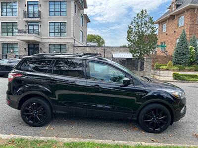 2018 Ford Escape SE 4WD 19 " FACTORY BLACK WHEELS NAVIGATION  PA ONE OWNER NEW  CONTINENTAL TIRES AND BRAKES FULLY SERVICED - Photo 8 - Brooklyn, NY 11218