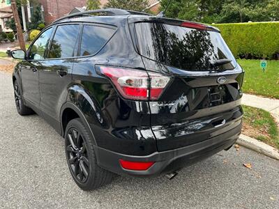 2018 Ford Escape SE 4WD 19 " FACTORY BLACK WHEELS NAVIGATION  PA ONE OWNER NEW  CONTINENTAL TIRES AND BRAKES FULLY SERVICED - Photo 2 - Brooklyn, NY 11218