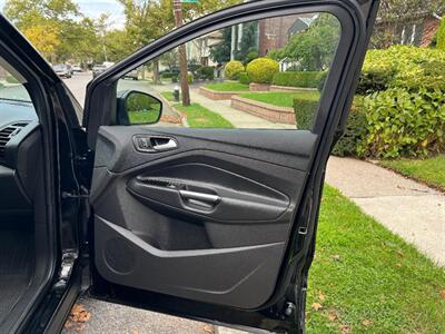 2018 Ford Escape SE 4WD 19 " FACTORY BLACK WHEELS NAVIGATION  PA ONE OWNER NEW  CONTINENTAL TIRES AND BRAKES FULLY SERVICED - Photo 21 - Brooklyn, NY 11218