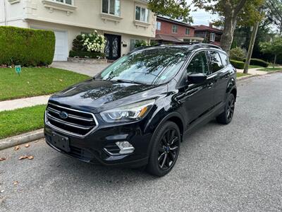2018 Ford Escape SE 4WD 19 " FACTORY BLACK WHEELS NAVIGATION  PA ONE OWNER NEW  CONTINENTAL TIRES AND BRAKES FULLY SERVICED - Photo 1 - Brooklyn, NY 11218