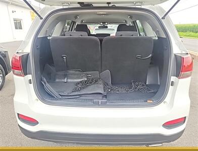 2019 Kia Sorento LX 3RD ROW SEATING  GREAT ALTERNATIVE FOR A MINI VAN NEW TIRES AND BRAKES FULLY SERVICED - Photo 8 - Brooklyn, NY 11218