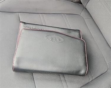 2019 Kia Sorento LX 3RD ROW SEATING  GREAT ALTERNATIVE FOR A MINI VAN NEW TIRES AND BRAKES FULLY SERVICED - Photo 19 - Brooklyn, NY 11218