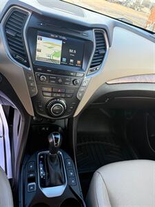 2017 Hyundai SANTA FE Limited Ultimate   - Photo 10 - Washington Terrace, UT 84405
