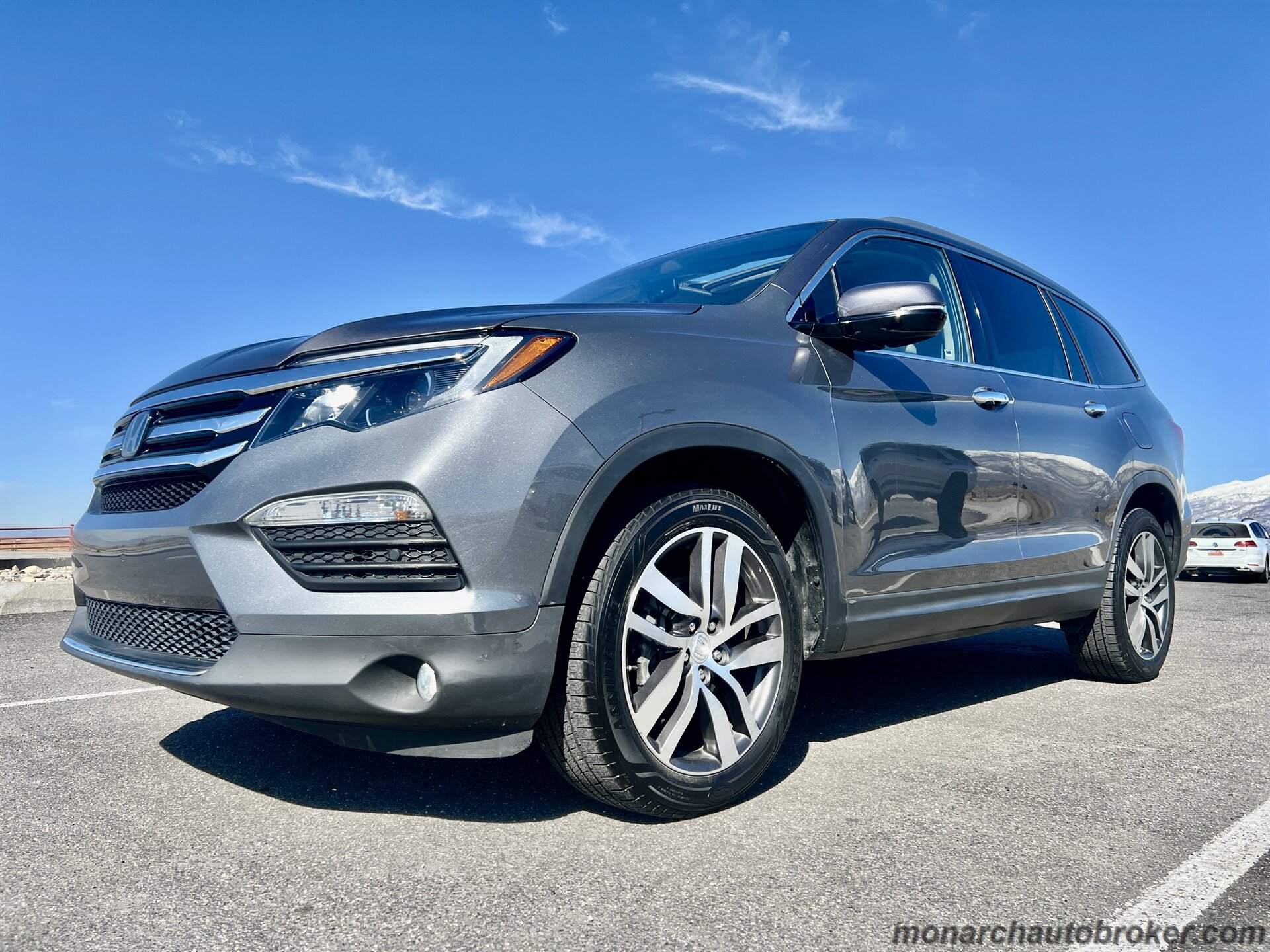 2016 Honda Pilot Touring   - Photo 1 - Washington Terrace, UT 84405