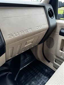 2010 Ford F-250 Super Duty XLT   - Photo 9 - Paradise, TX 76073