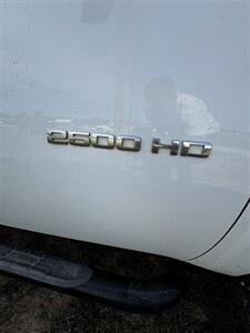 2011 Chevrolet Silverado 2500HD Work Truck   - Photo 5 - Paradise, TX 76073
