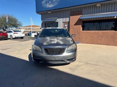 2013 Chrysler 200 Touring   - Photo 2 - Tucson, AZ 85705