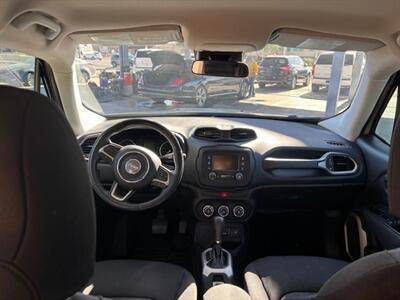 2015 Jeep Renegade Latitude - Photo 6 - Tucson, AZ 85705